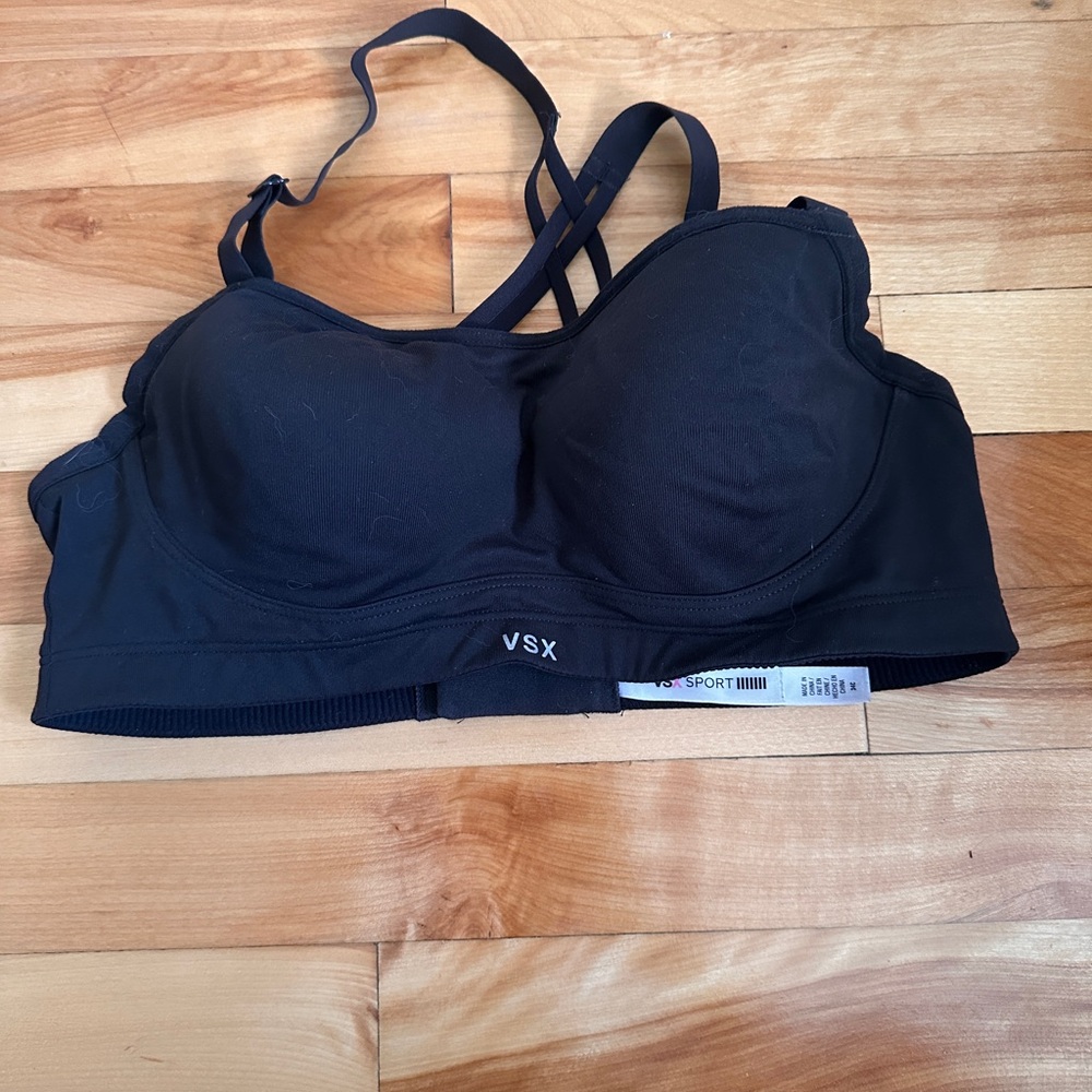 Victoria’s Secret sport bra